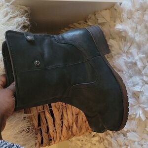 TaraM black leather combat style boots size US 8